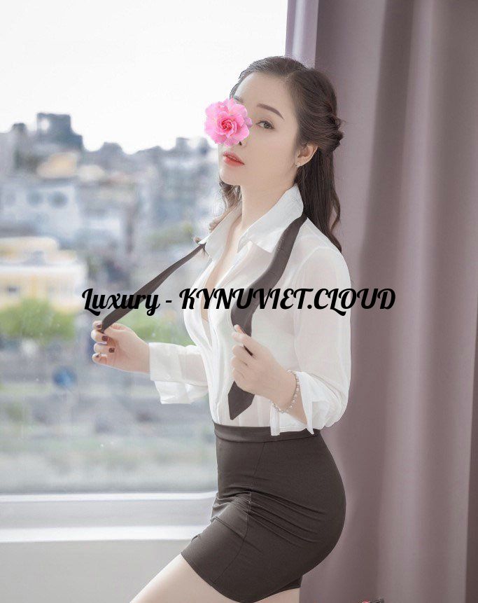 tieu-thu-an-an-ngot-ngao-thanh-thien-moc-mac-vo-cung-dang-yeu-1354801-original.jpg
